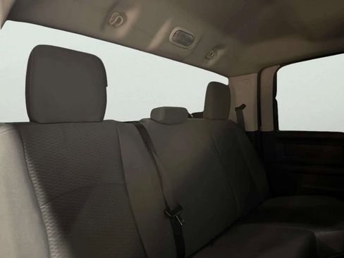 Used 2016 RAM 2500 Tradesman w/ Chrome Appearance Group AWD/4WD image 23
