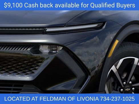 New 2026 Chevrolet Equinox EV LT image 12