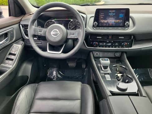 Certified 2021 Nissan Rogue SL AWD/4WD image 19
