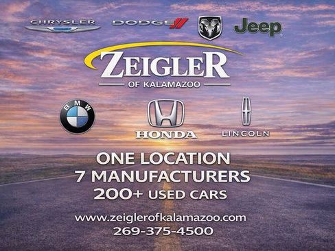 Used 2023 Ford Bronco Wildtrak AWD/4WD image 7