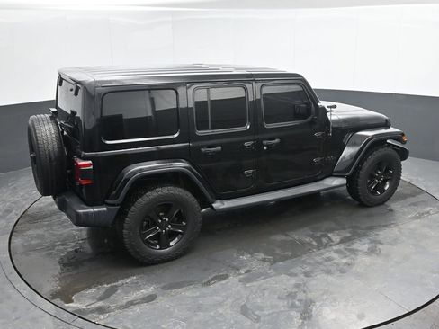 Used 2019 Jeep Wrangler Unlimited Sahara image 28