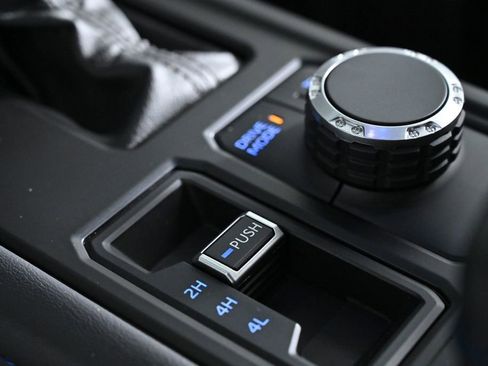 Used 2024 Toyota Tundra Platinum image 26