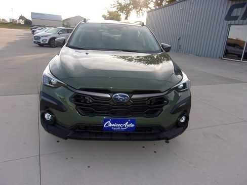 Used 2024 Subaru Crosstrek 2.5i Limited image 8