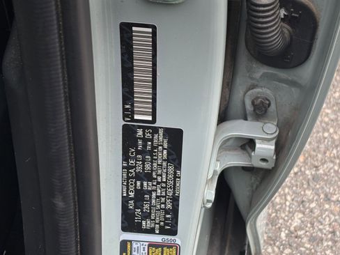 Used 2025 Kia K4 FWD image 24