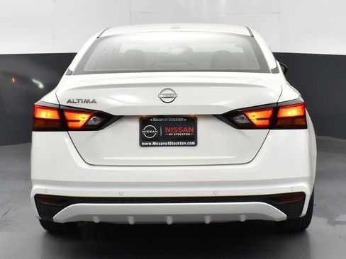 Used 2025 Nissan Altima 2.5 S image 7