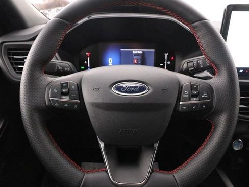 Used 2025 Ford Escape ST-Line w/ Tech Pack #1 image 10