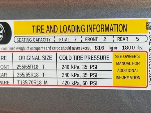 Used 2020 Buick Enclave Essence image 35