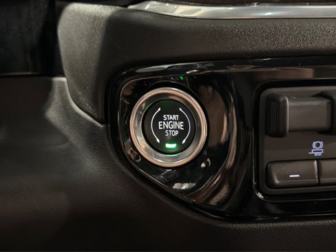 Used 2024 Chevrolet Silverado 2500 LT w/ All Star Edition image 33