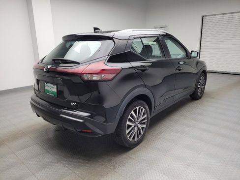 Used 2021 Nissan Kicks SV FWD image 9