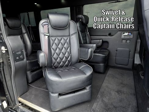 Used 2023 RAM ProMaster 3500 w/ Premium Appearance Group FWD image 2
