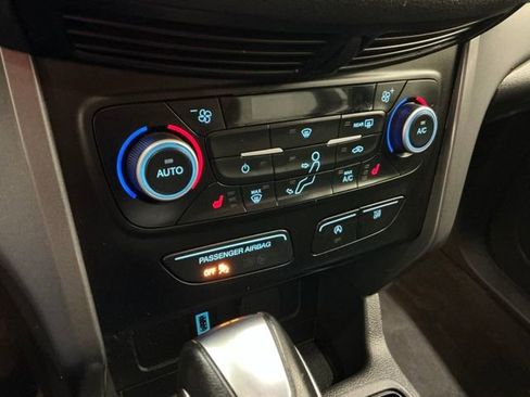 Used 2019 Ford Escape SEL AWD/4WD image 22