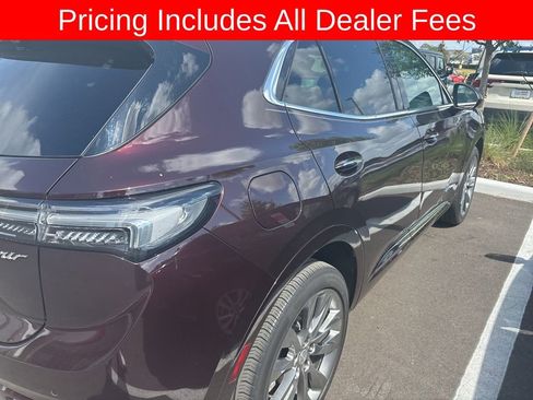 Used 2021 Buick Envision Avenir w/ Technology Package II FWD image 4