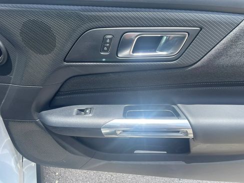 Used 2025 Ford Mustang Coupe RWD image 10
