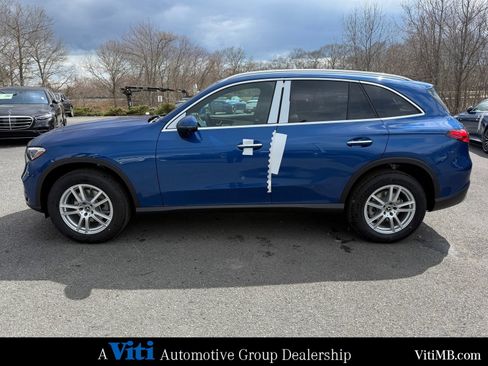 New 2026 Mercedes-Benz GLC 300 4MATIC image 5