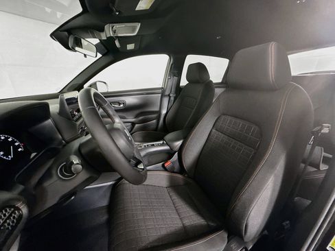 Used 2024 Honda HR-V Sport image 25