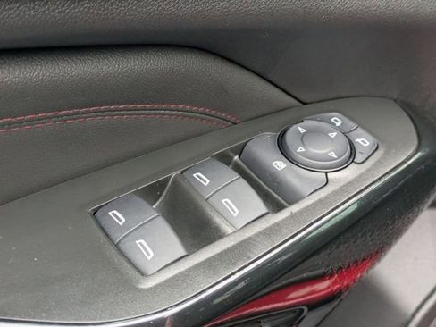 New 2026 Chevrolet Trax RS w/ Sunroof Package image 10