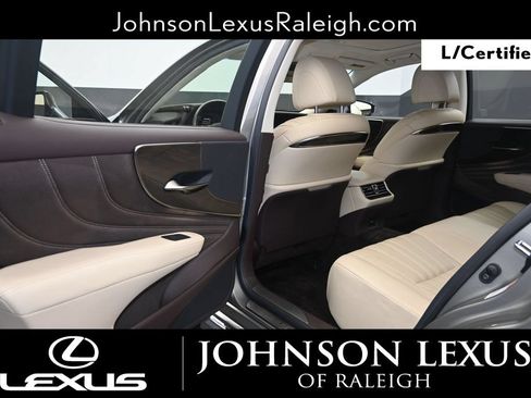 Used 2020 Lexus LS 500 w/ Interior Upgrade Package RWD image 11