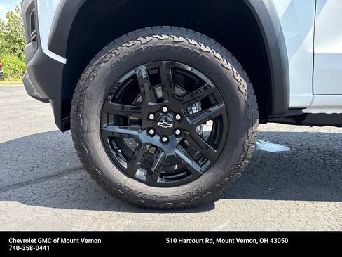New 2025 Chevrolet Colorado Trail Boss w/ Midnight Edition AWD/4WD image 30