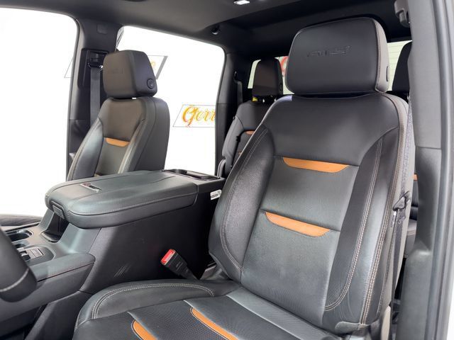 Used 2025 GMC Sierra 2500 AT4 w/ AT4 Premium Plus Package AWD/4WD image 12