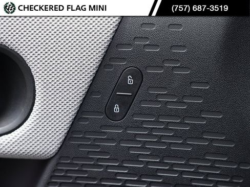 Used 2025 MINI Cooper S image 17