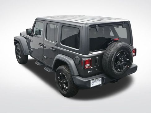 Used 2018 Jeep Wrangler Unlimited Sport S image 28