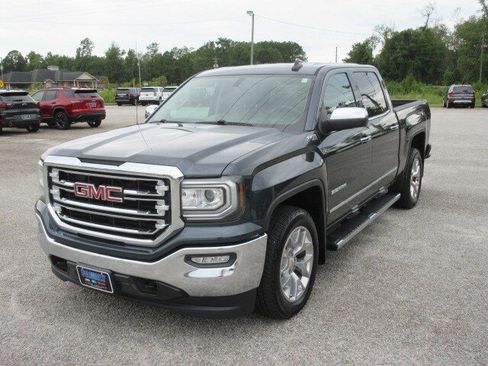 Used 2018 GMC Sierra 1500 SLT w/ SLT Premium Package AWD/4WD image 2