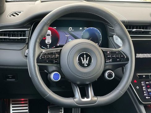 New 2025 Maserati Grecale Modena image 7