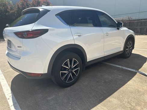Used 2017 MAZDA CX-5 Grand Touring image 4