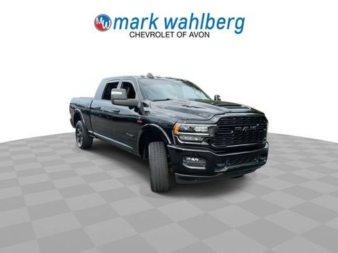 Used 2024 RAM 2500 Limited AWD/4WD image 2