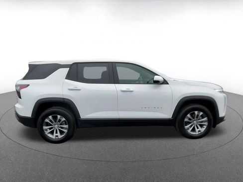 Used 2025 Chevrolet Equinox LT image 16