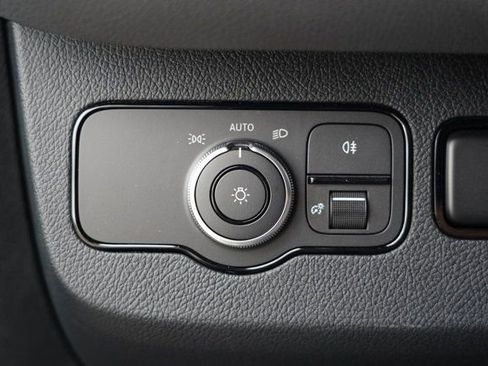 Used 2023 Mercedes-Benz Sprinter 3500 image 42