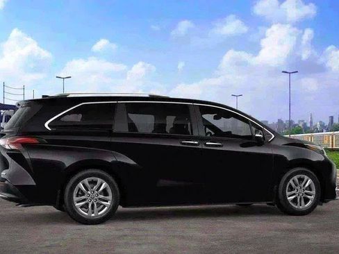 New 2026 Toyota Sienna Limited AWD/4WD image 41