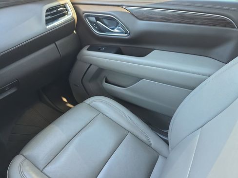 Used 2021 Chevrolet Tahoe Z71 image 14