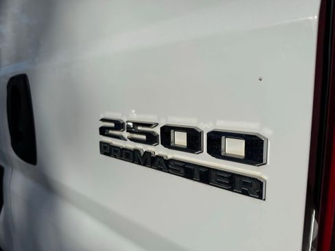 Used 2023 RAM ProMaster 2500 image 12