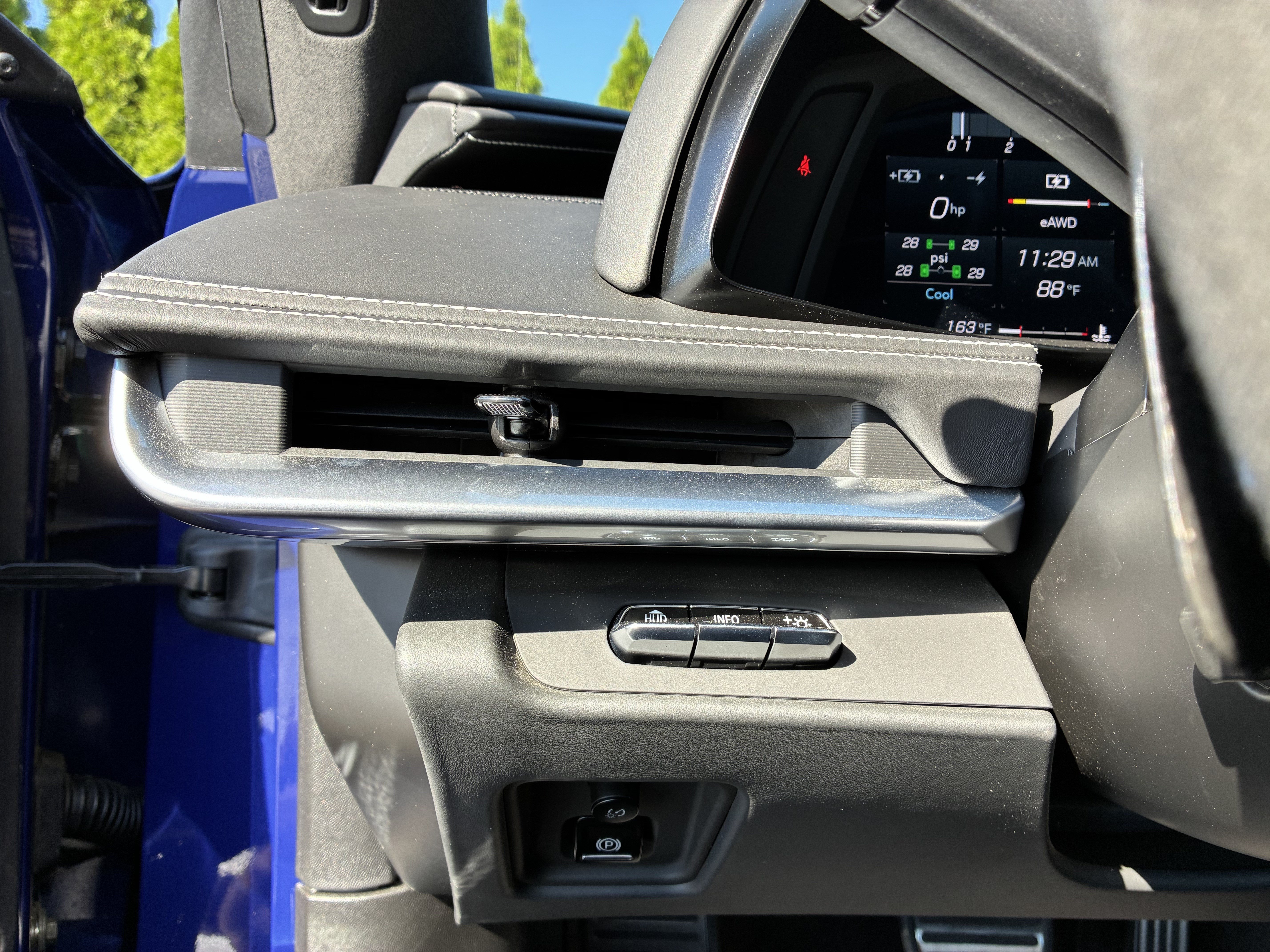 Used 2025 Chevrolet Corvette E-Ray AWD/4WD image 22