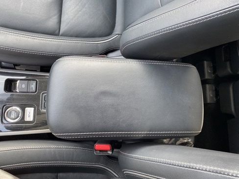 Used 2018 Mitsubishi Outlander GT image 35