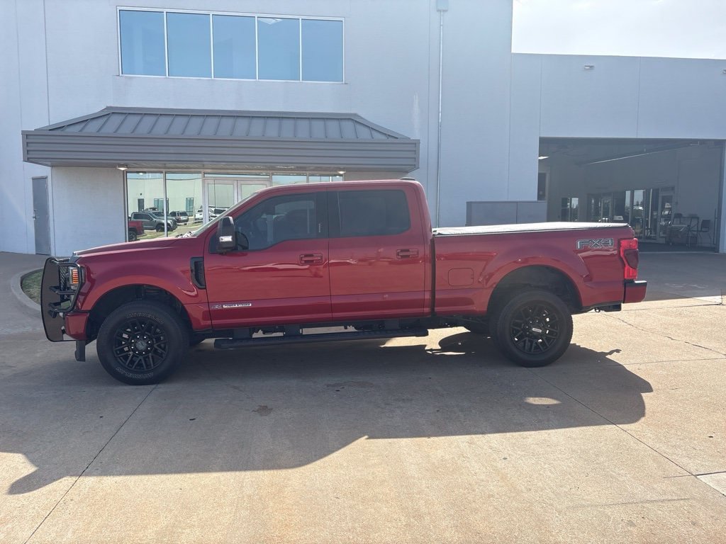 Used 2022 Ford F250 Lariat w/ Black Appearance Package AWD/4WD image 8
