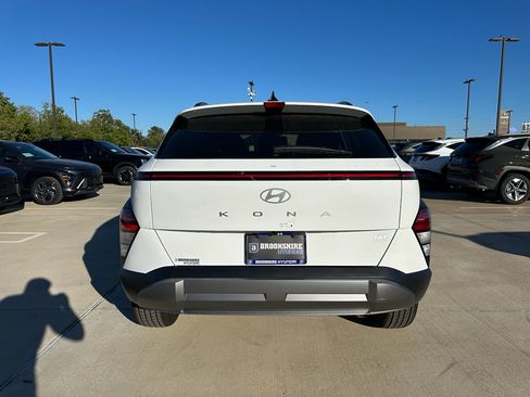 New 2026 Hyundai Kona SEL Premium image 6
