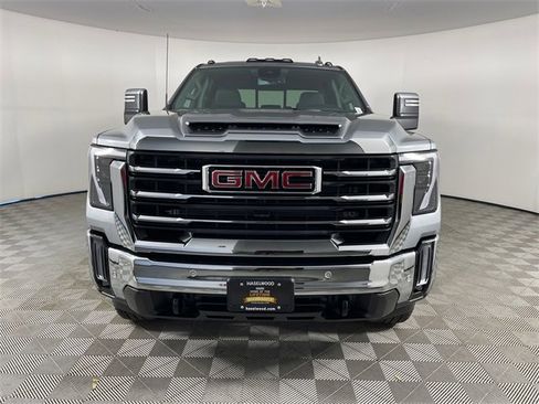 New 2026 GMC Sierra 3500 SLT w/ SLT Premium Package image 24