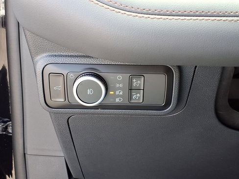New 2026 Ford Explorer Active RWD image 12