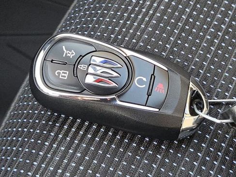 New 2026 Buick Envista Preferred w/ Convenience I Package image 34