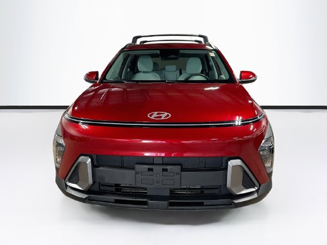 Used 2024 Hyundai Kona SEL w/ Convenience Package AWD/4WD image 2