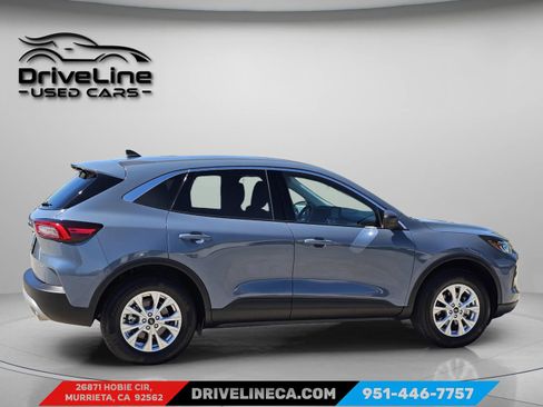 Used 2024 Ford Escape Active image 2