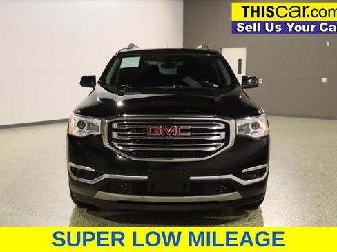Used 2017 GMC Acadia SLE w/ Driver Alert Package I FWD image 3