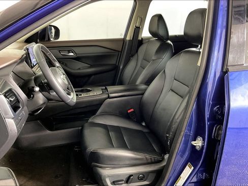Used 2023 Nissan Rogue SL w/ SL Premium Package FWD image 30