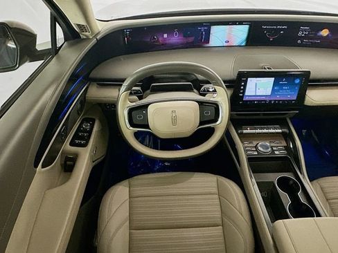 Used 2024 Lincoln Nautilus Reserve w/ Equipment Group 202A image 23