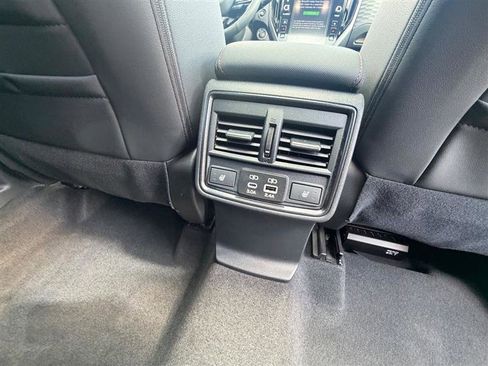 Used 2025 Subaru Forester Touring w/ Popular Package - Touring AWD/4WD image 14