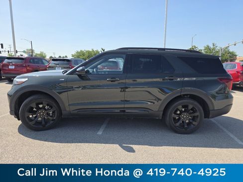 Used 2023 Ford Explorer ST-Line w/ Class IV Trailer Tow Package AWD/4WD image 14