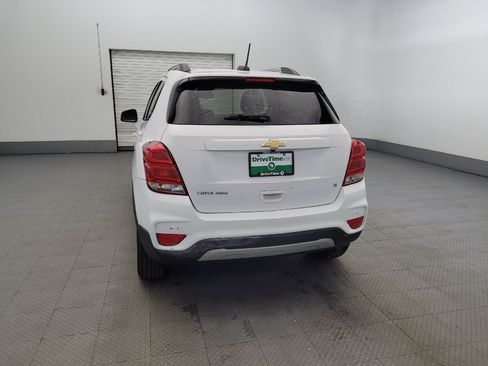 Used 2018 Chevrolet Trax LT AWD/4WD image 6