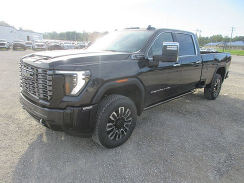 New 2026 GMC Sierra 3500 Denali Ultimate AWD/4WD image 10